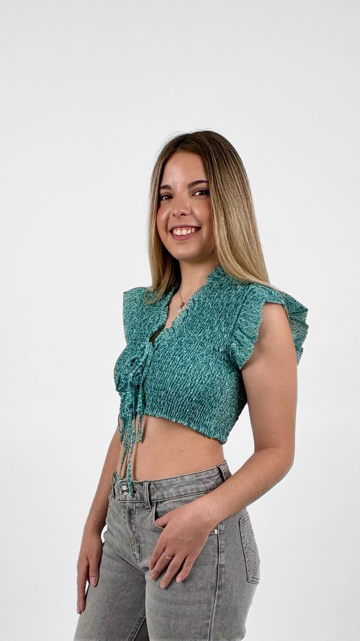 Top fruncido volantes azul turquesa